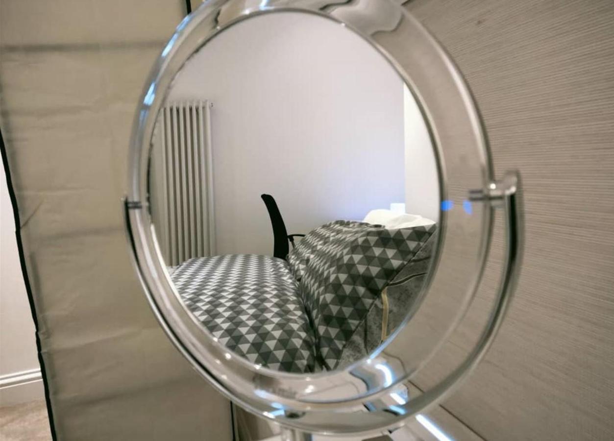 Fully-Equipped Flat In The City Of Londres Extérieur photo