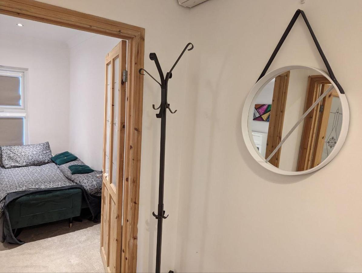Fully-Equipped Flat In The City Of Londres Extérieur photo